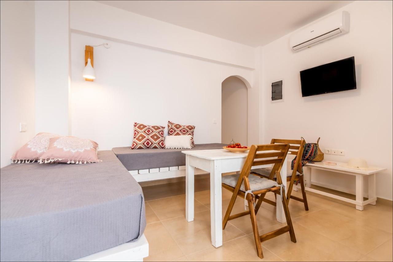 Krystalia's Apartment Plaka (Milos)