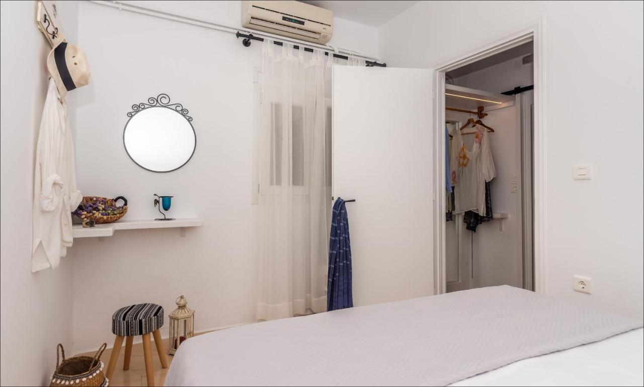Krystalia's Apartment *