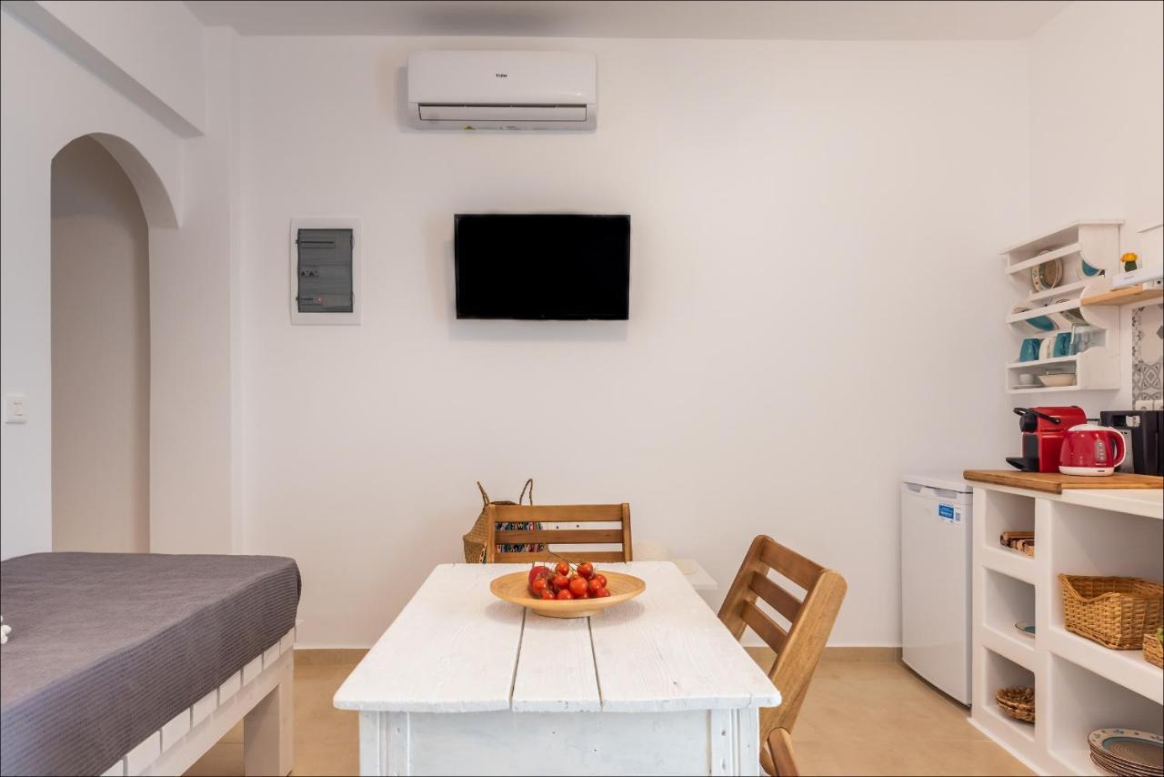 Apartment Krystalia's Plaka (Milos)